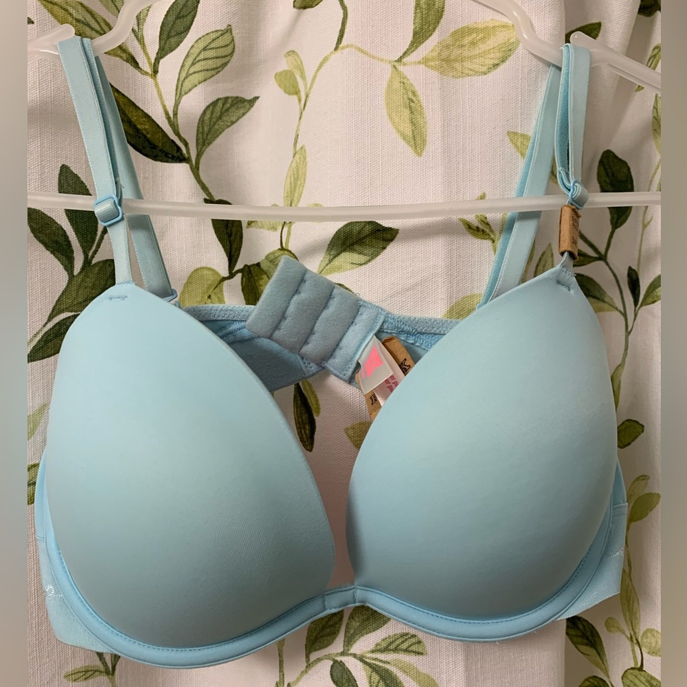 Pink Victoria’s Secret Super Push Up Bra-Powder Blue-34C BNWT